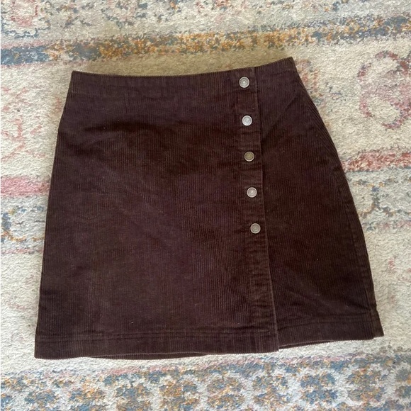GAP Vintage Brown snap corduroy skirt - Picture 2 of 4